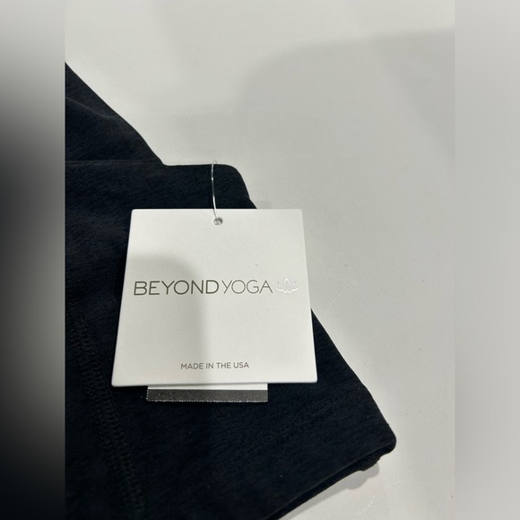 Beyond Yoga Women's Large Spacedye Squared Bra Sports Darkest Night NWT Black - Picture 4 of 7